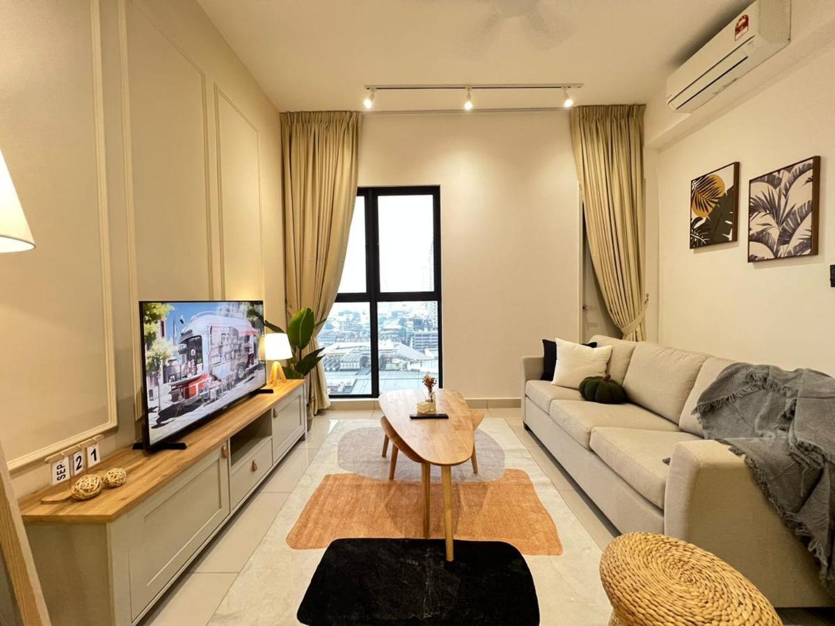 Apartment Kl View 2r1b Free Wifi 6pax