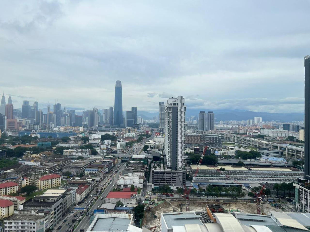 Kl View 2r1b Free Wifi 6pax Apartment Kuala Lumpur