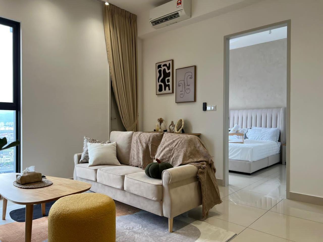 Kl View 2r1b Free Wifi 6pax Pangsapuri Kuala Lumpur