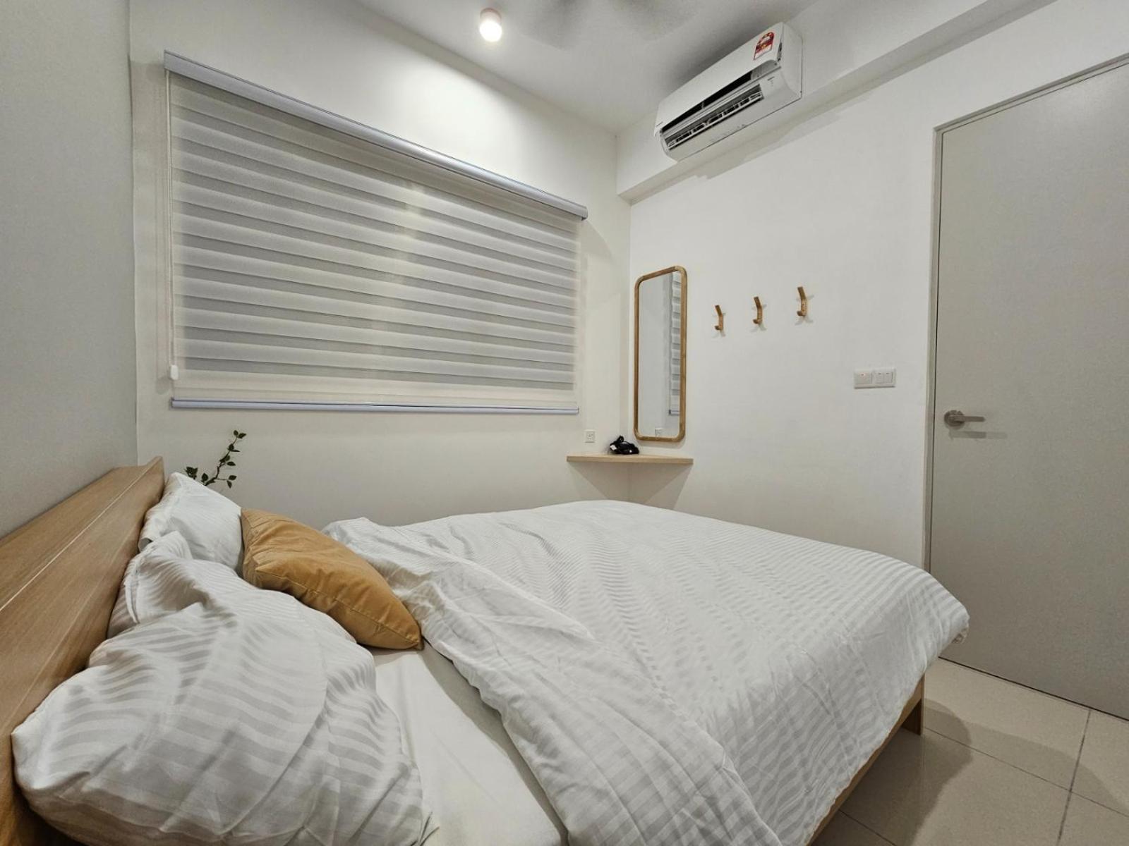 Apartment Kl View 2r1b Free Wifi 6pax